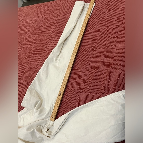 GAP Women's size 29 / 8 Wide Leg Cream corduroy jeans with flat front pockets - Picture 14 of 14